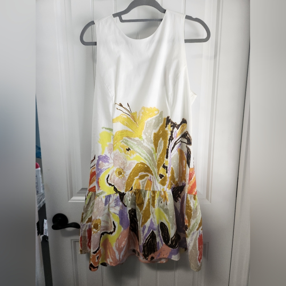 Marie Oliver Dress - NWT White with Multicolor Floral